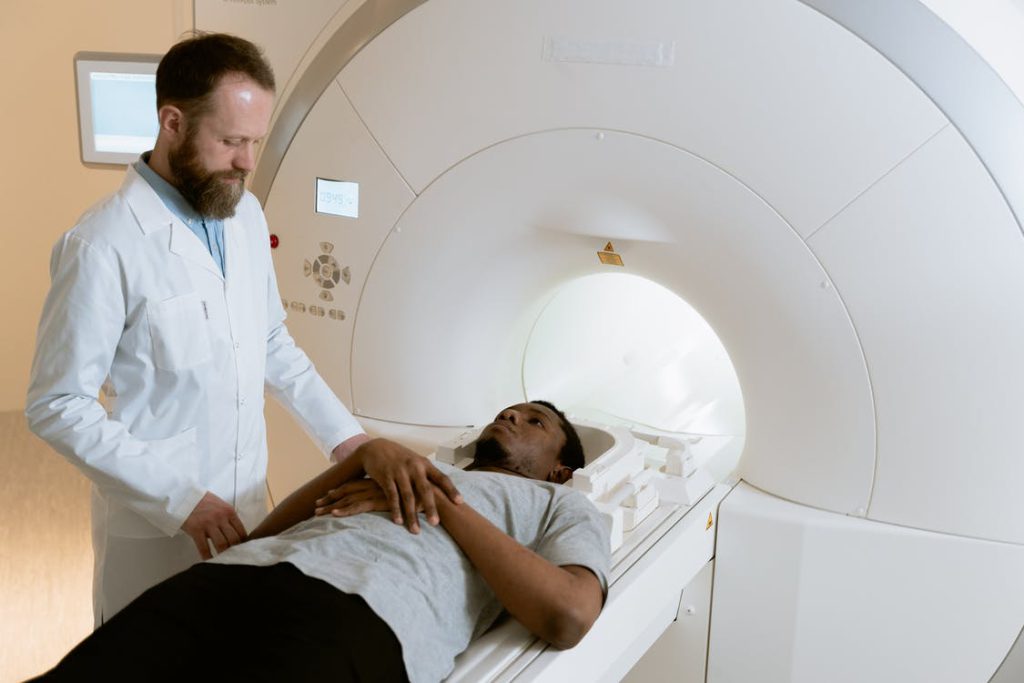 גבורה על פחד מסריקות או בדיקות MRI